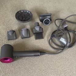 Dyson Supersonic Hairdryer ( Latest Generation )