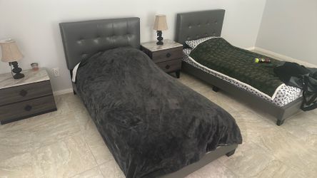 2 Beds And 2  Night Stands 