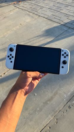 White Switch OLED