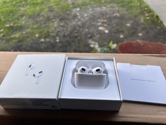 AirPods Gen 3