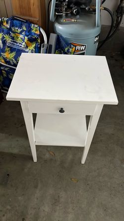 White night stand