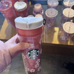 Starbucks Sakura color changing tumbler 473 ml