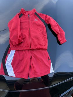  JordanShorts And A Jacket Set   Asking 15