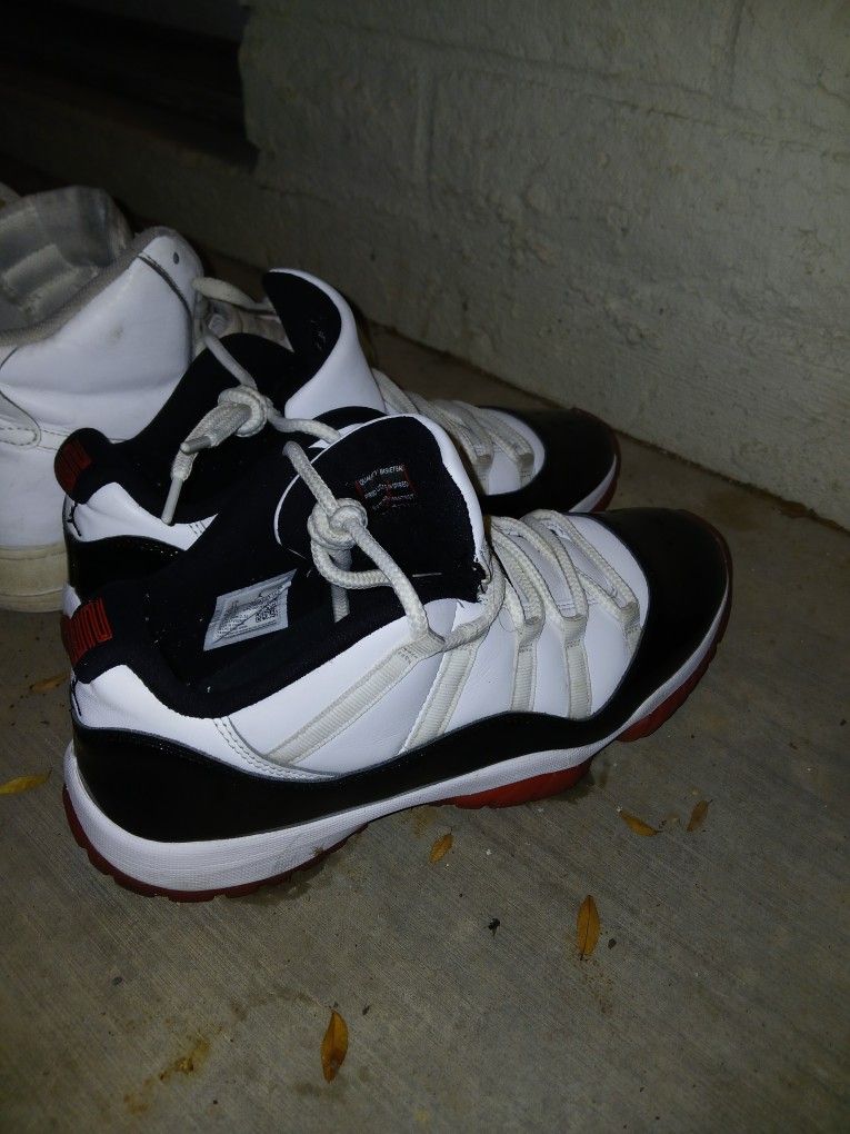 Jordan 11s