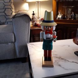 ORIGINAL  STEINBACH  VOLKSKUNST FROM GERMANY $25.00