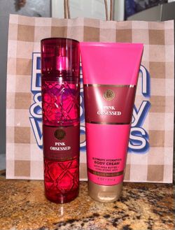 Bath & body works pink obsessed set
