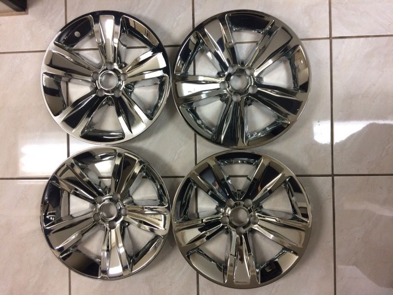 USED Chrome Dodge Charger 2015-17 18" Hubcaps