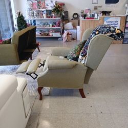 Recliner Chair 