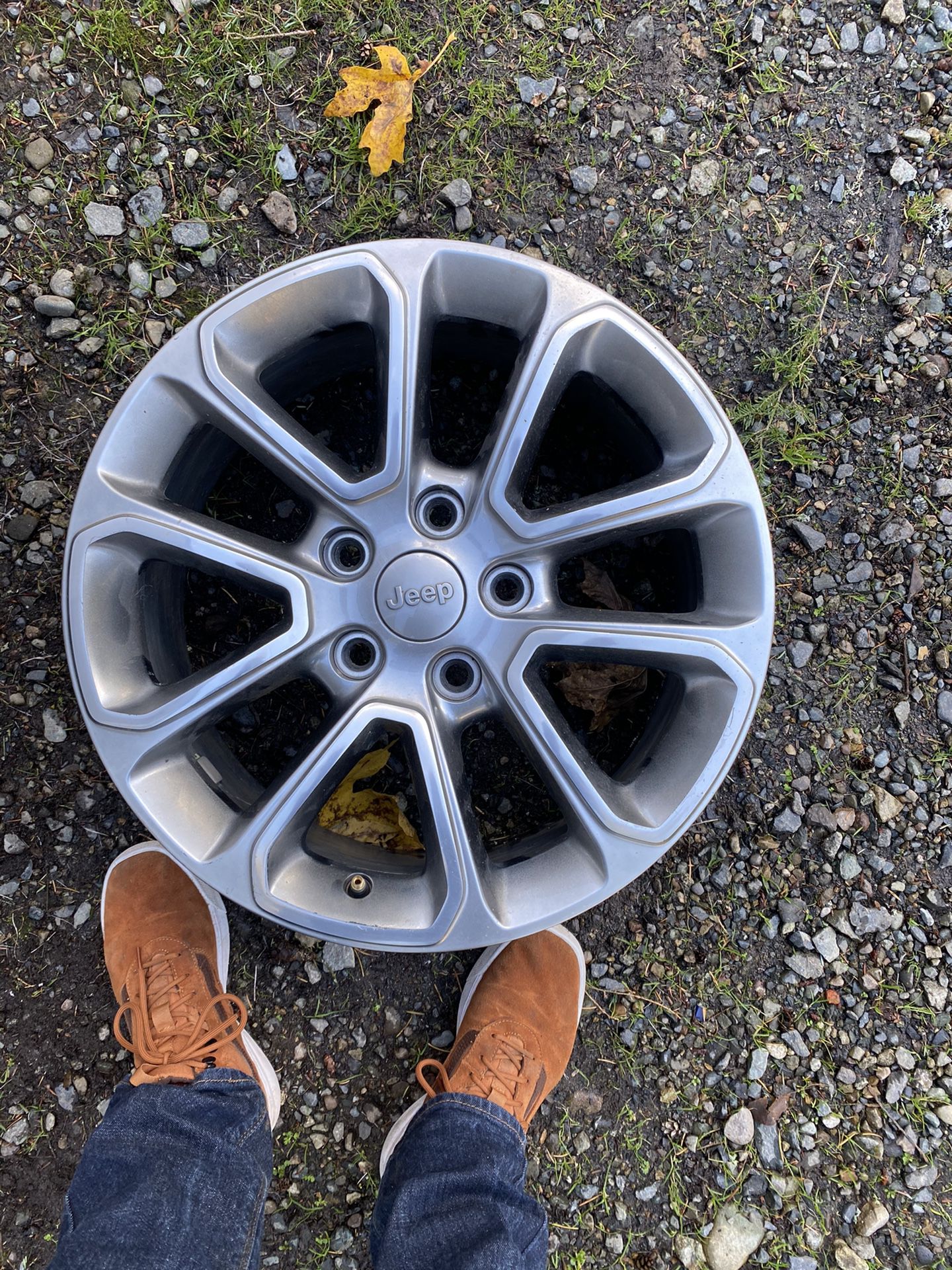 Jeep wheels, excellent condition