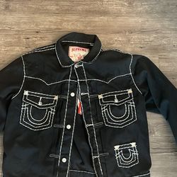 SUPREME/ TRUE RELIGION 