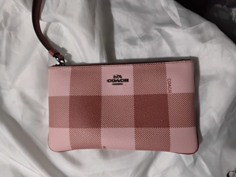 Coach Corner Zip Wristlet