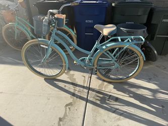 Huffy beach cruiser