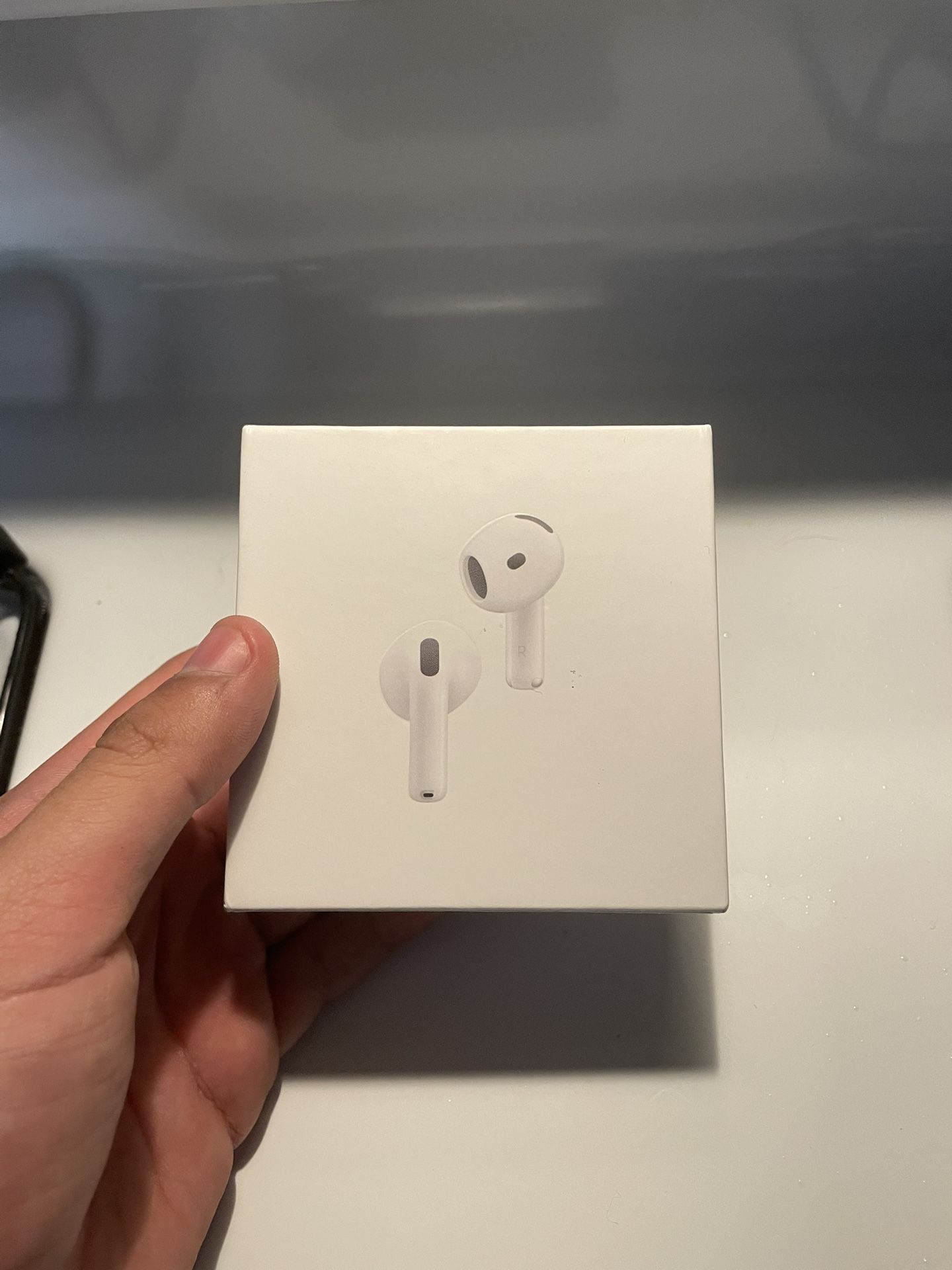 AirPod 4