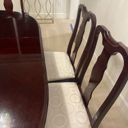 Cherry Wood Dining Table With 6 Chairs 