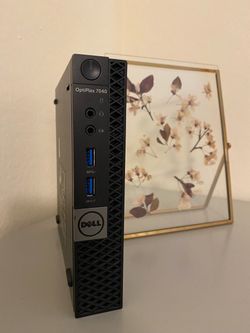 Dell Optiplex 7040 with 256 GB NVME, 16 GB Ram, and HDMI