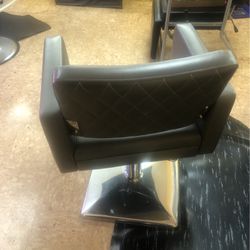Salon Chair For Sale Good condition