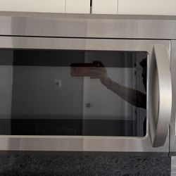 LG microwave 