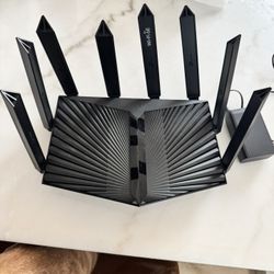 TP-Link AX7800 tri-band Wi-Fi 6E  Router