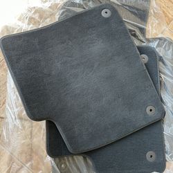 Audi Q7 Front And Rear Floor Mats