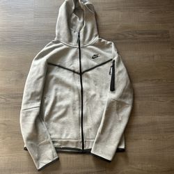 Grey Nike Tech Fleece Hoodie
