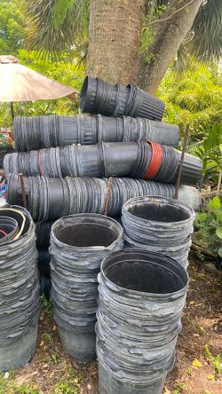 Nursery pots