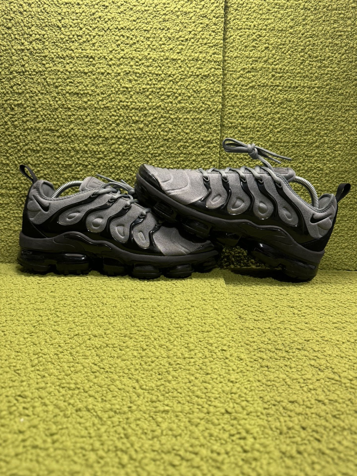 Vapor Max’s Size 10