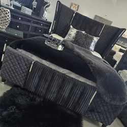 ✨️ King, Cal King, Queen Bed Frame ✨️ Furniture Sectionals, Bedrooms, Dining Avail