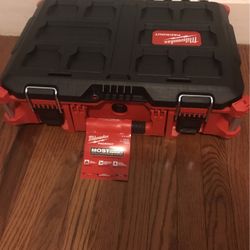 Milwaukee 22”PackOut Box  $50 Firm 