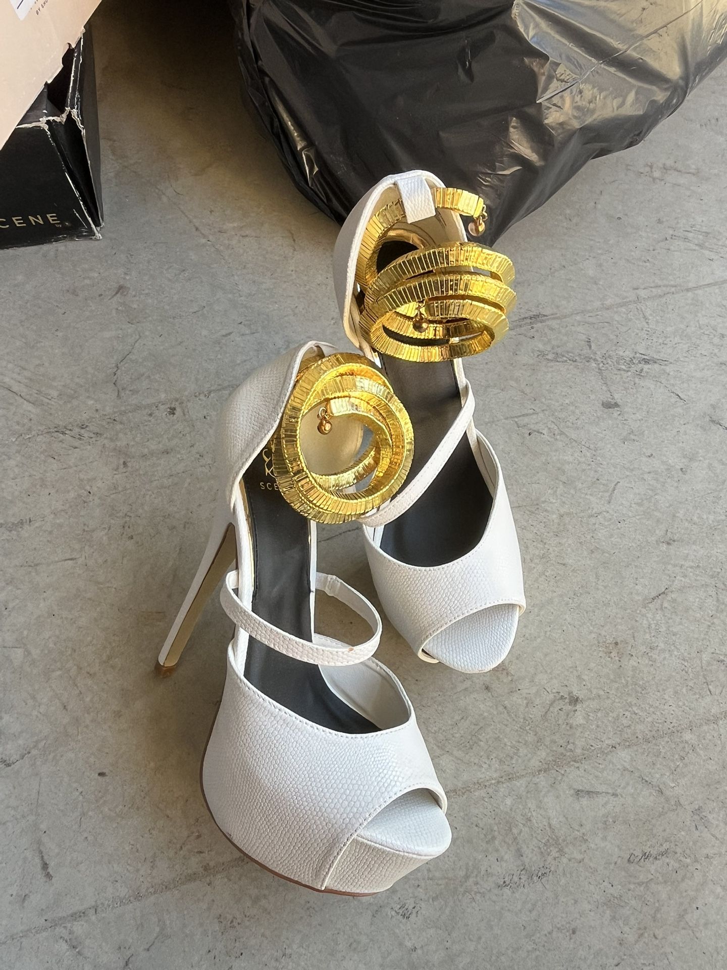 Elegant White and Gold Women's Heels