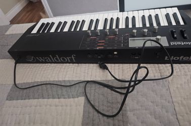 Waldorf Blofeld synth