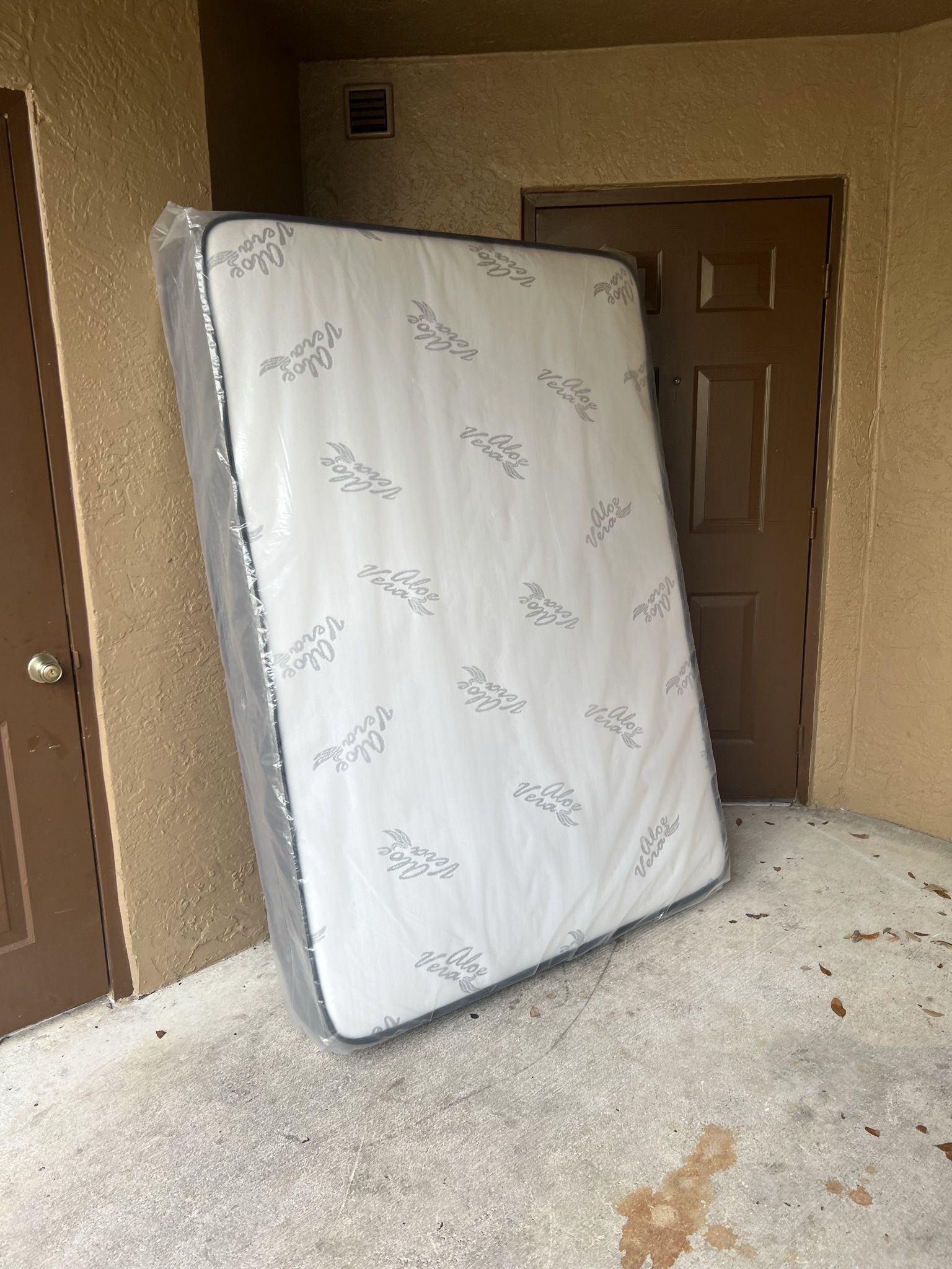 Mattresses: twin, full , queen regular , Colchon Nuevo Colchones plush or pillow top available cama bed mattress
