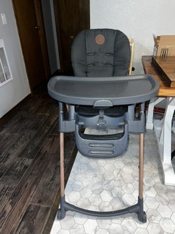 Maxi Cozy Highchair