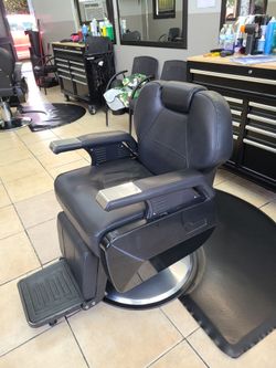 Barber chair