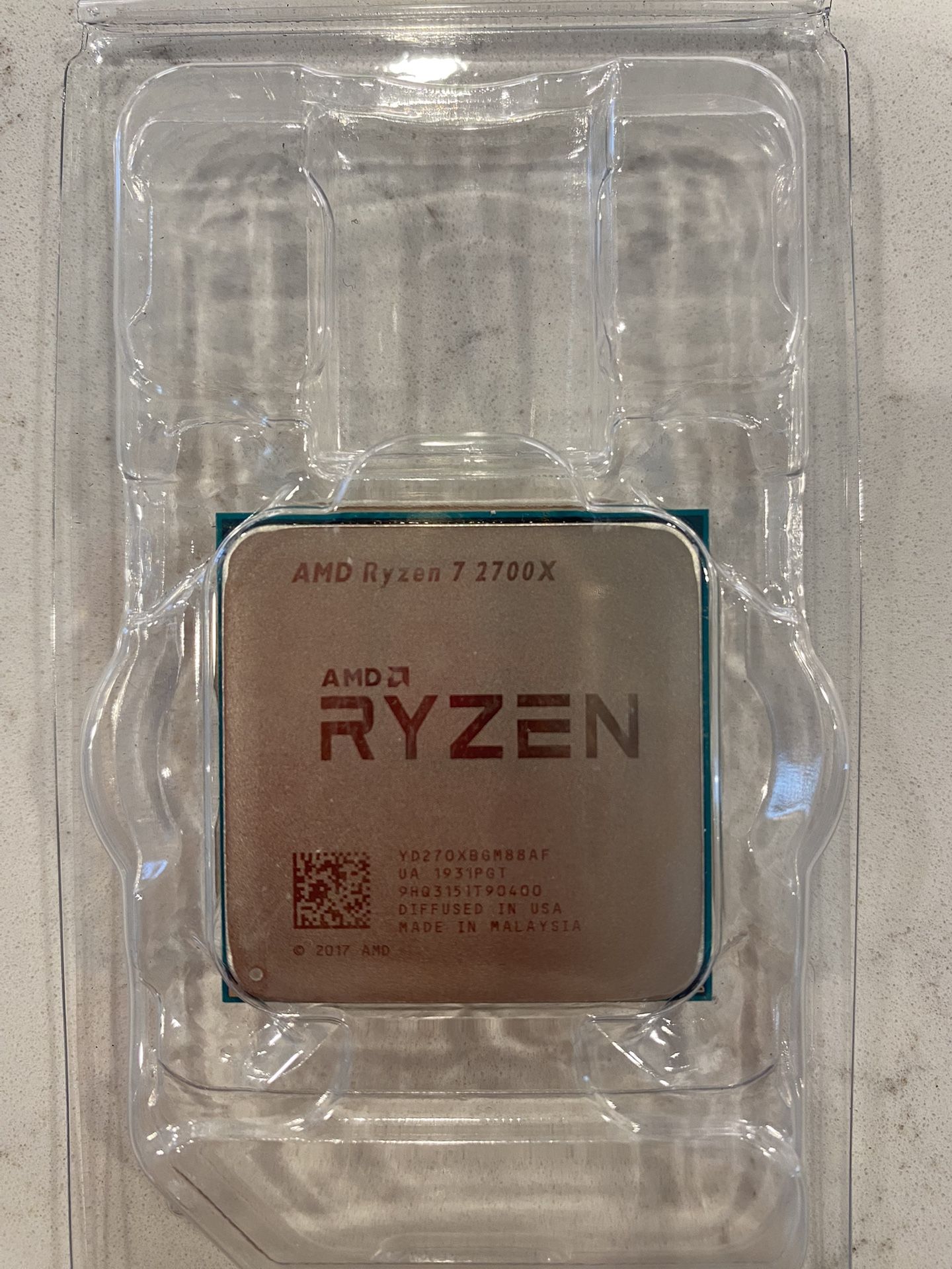 Ryzen 2700x Core CPU Wraith Prism LED Cooler *NEVER