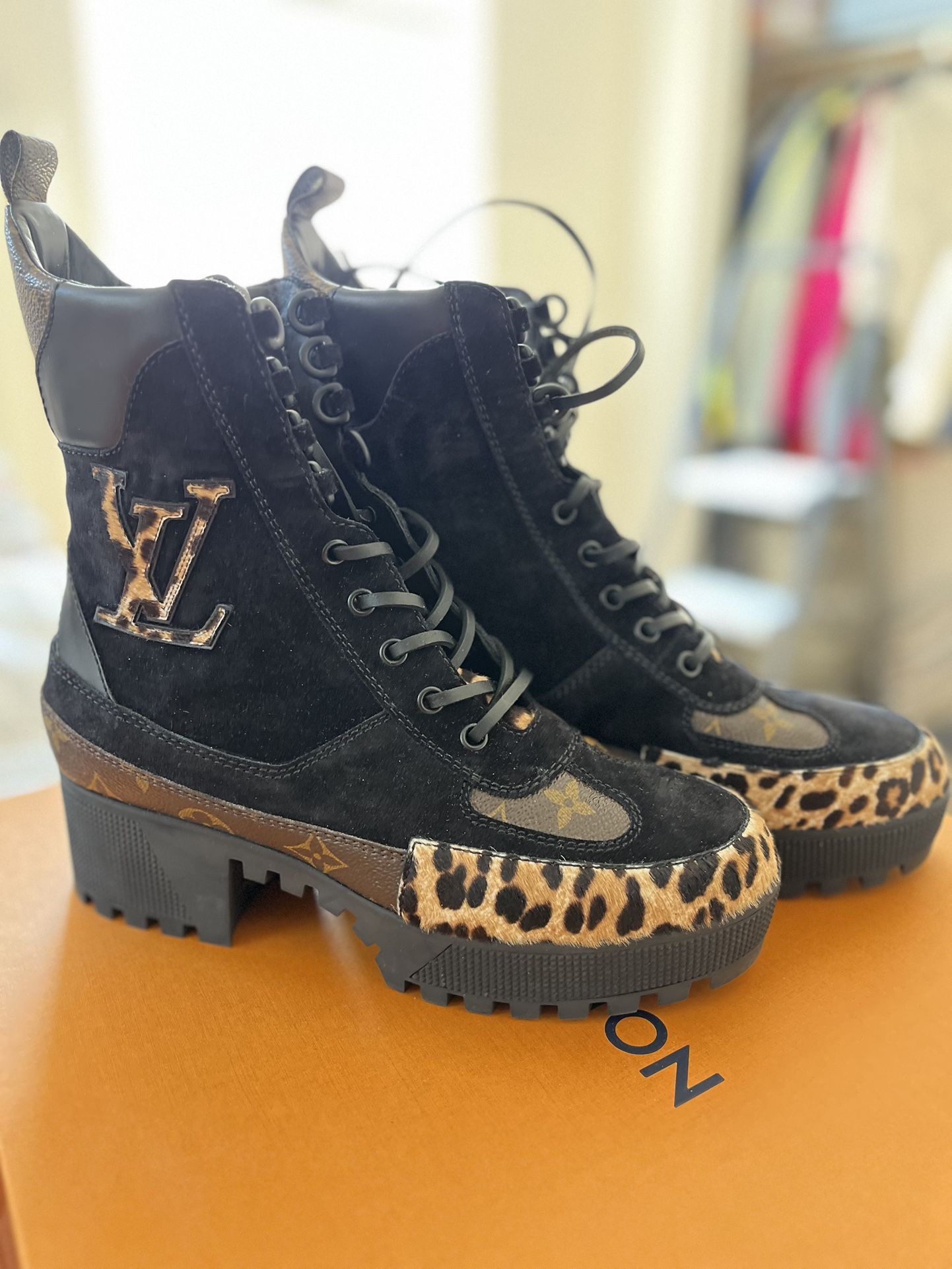 Louis Vuitton Lauréate leather boots
