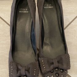  Stuart Weitzman Grey Suede Studded Bow Kitten Heels Pumps Size 10 N Narrow