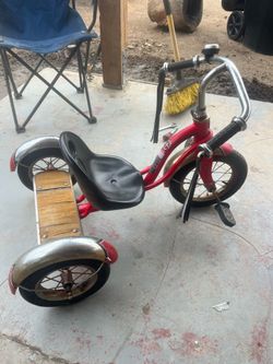 Schwinn roadster tricycle