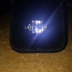 Size 6 Amethyst stone Sterling Silver Ring