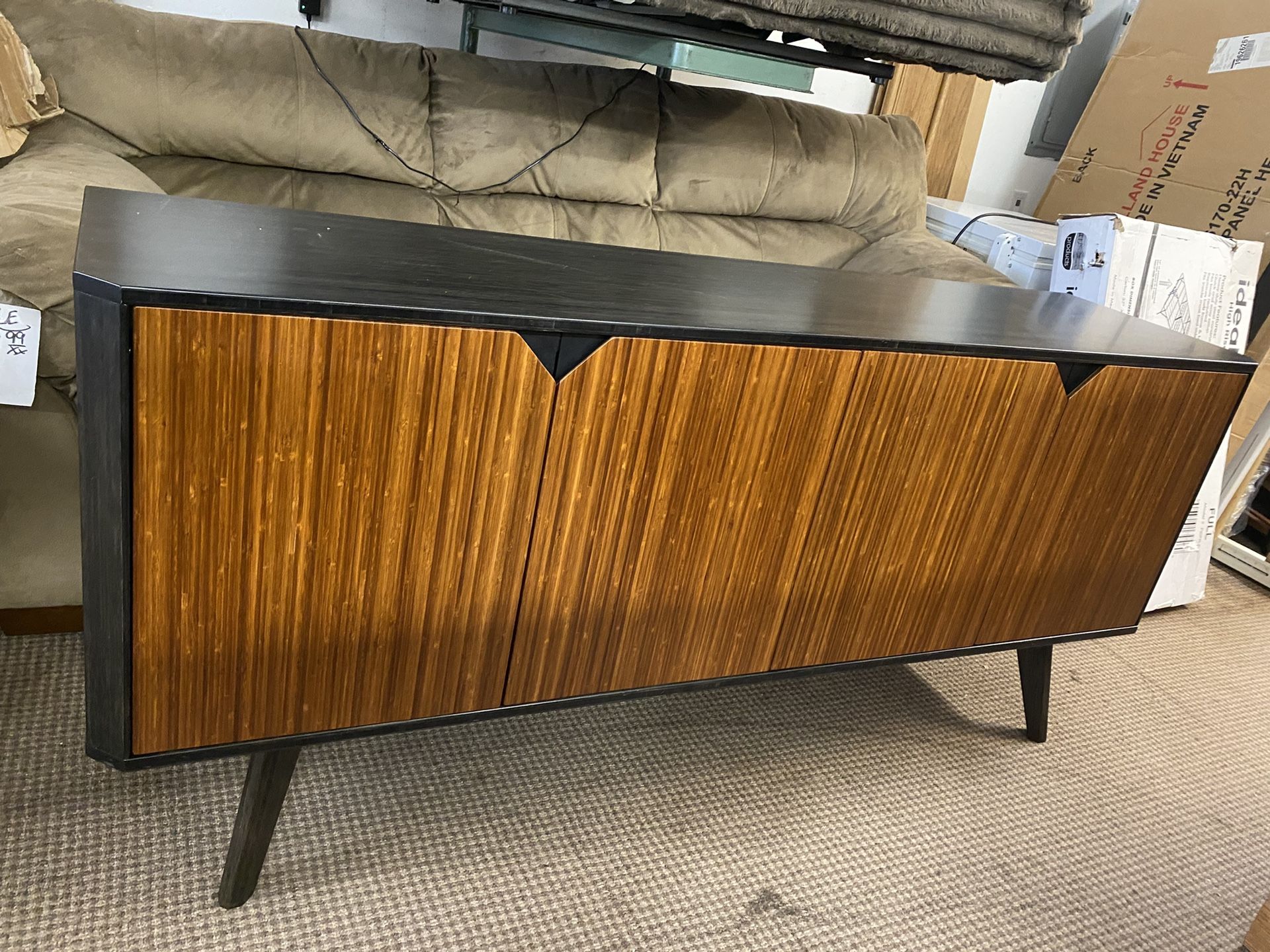 ELEGANT 4 DOOR  WOOD CABINET