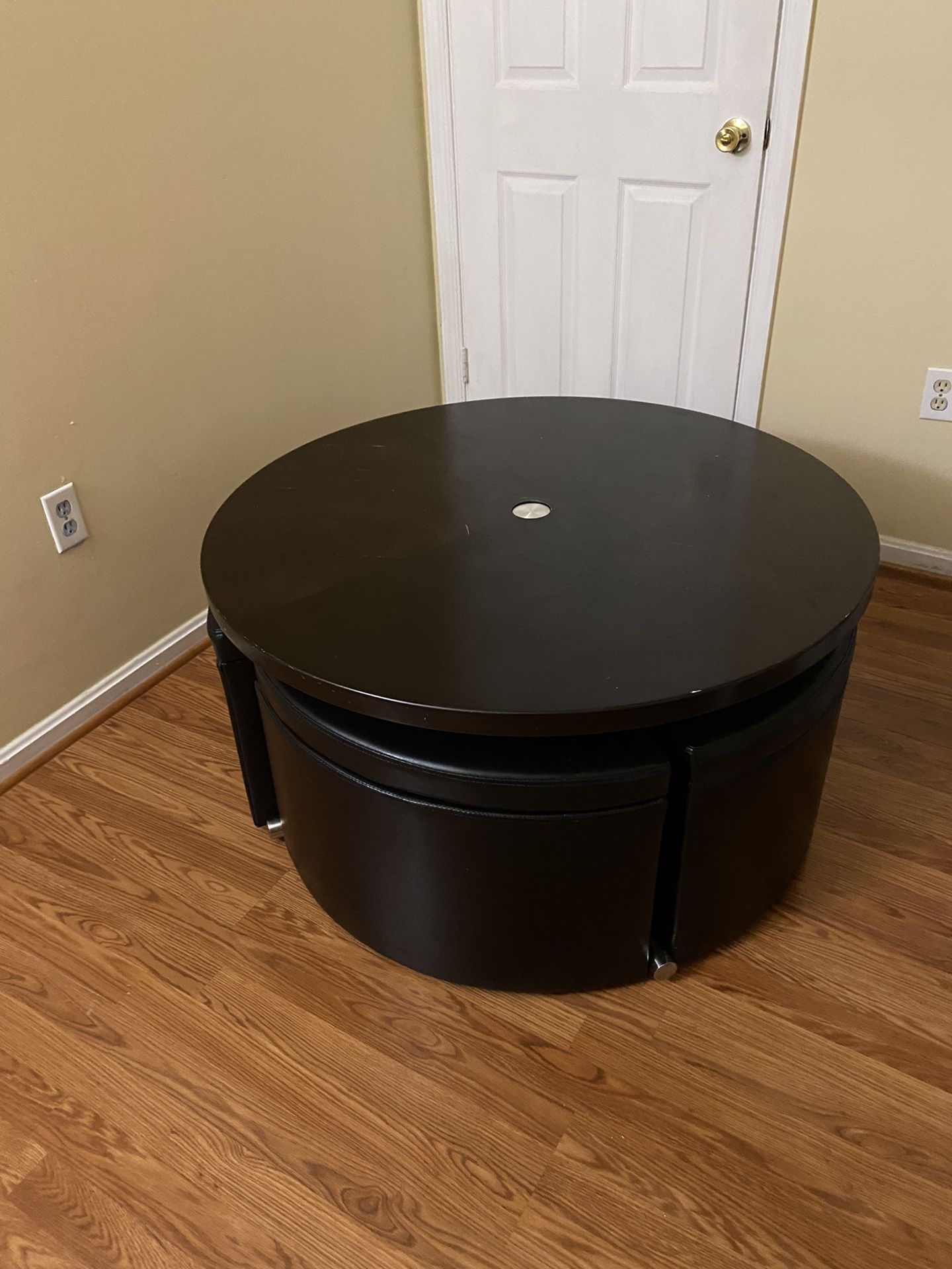 Coffee table (adjustable)