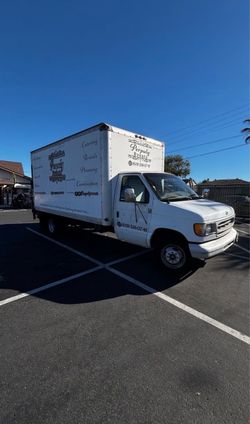2000 Ford E-450
