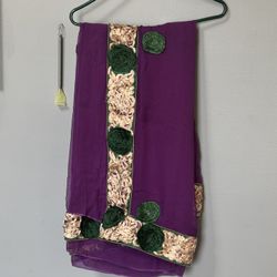 INDIAN PAKISTANI SARI IN PURPLE IN A FREE SIZE ONLY WORN ONCE
