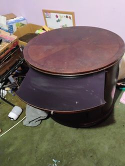 A Little Dresser Nice