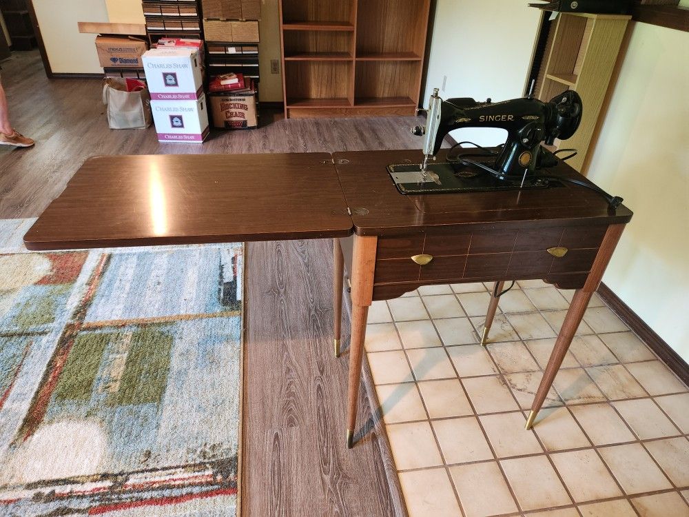 Vintage 1960s Singer Sewing Machine Cabinet Table