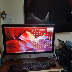 27 Inch IMAC with Adobe Photoshop And More 