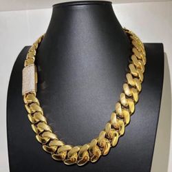18K Miami Cuban Link Gold Plated Chain 20mm - 24inch 