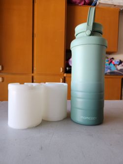 Momcozy portable breast milk cooler