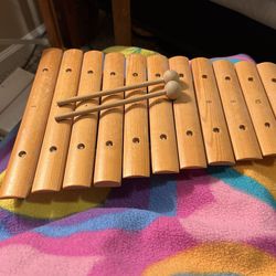 Kid’s Xylophone With Two Wooden Mallets