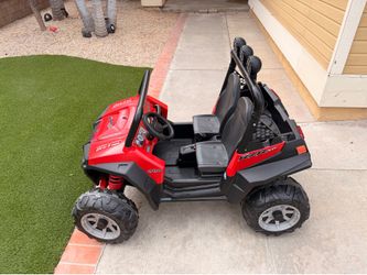 Peg Perego Polaris RZR 900 XP Ride-On Toy