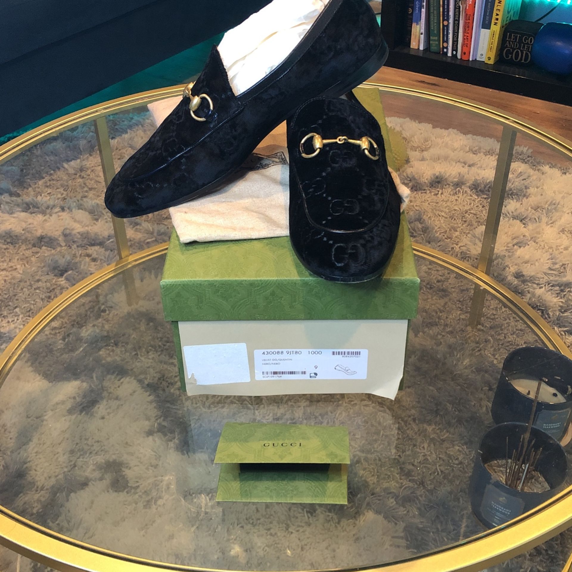 GUCCI Velvet Quentin Dress Shoe SIZE 9 MEN - pearsons-glass  display picture 1